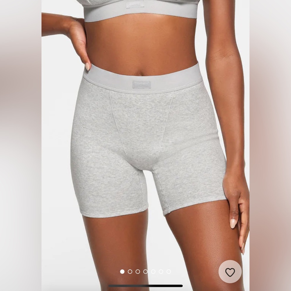 Skims Gray Womens boxer shorts